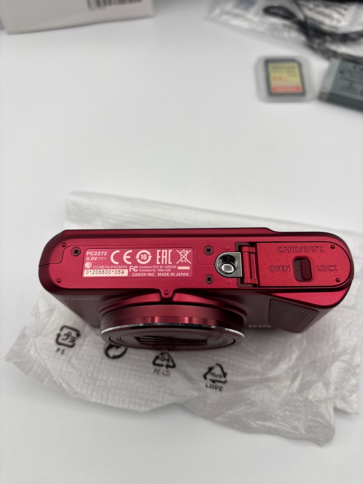 Canon PowerShot SX720 HS 20.3MP Compact Digital Camera Red Bundle MINT