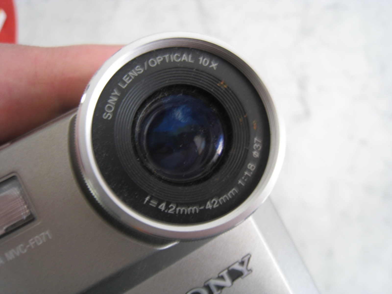 Dead Tech – Sony Digital Mavica MVC-FD71 Floppy Disk Camera Kit
