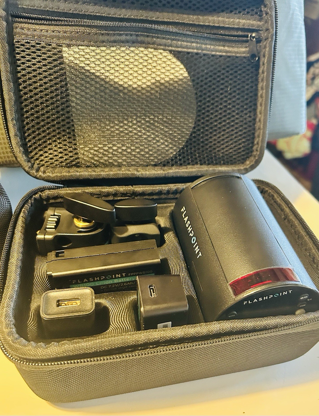 Flashpoint XPLOR 100 Pro TTL R2 Battery-Powered Monolight Bundle Lots of Extras