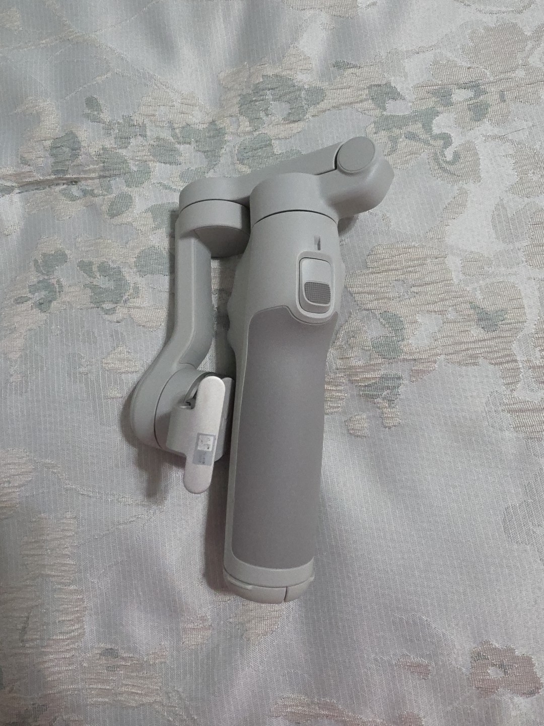 DJI Osmo Mobile 7 Smartphone Stabilizer 3-Axis Gimbal