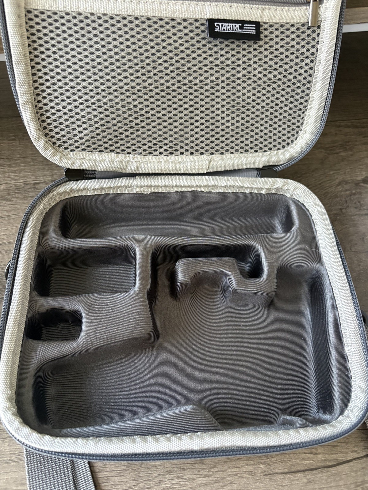 DJI Osmo Mobile 7 Smartphone 3-Axis Gimbal Stabilizer – Gray New Open Box.