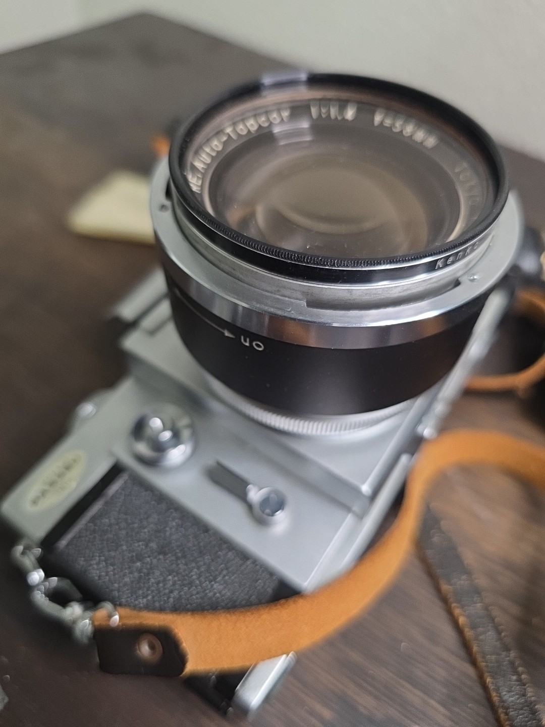 Topcon RE Super 35mm Film Camera RE AutoTopcor 5814 Lens JPN G2U