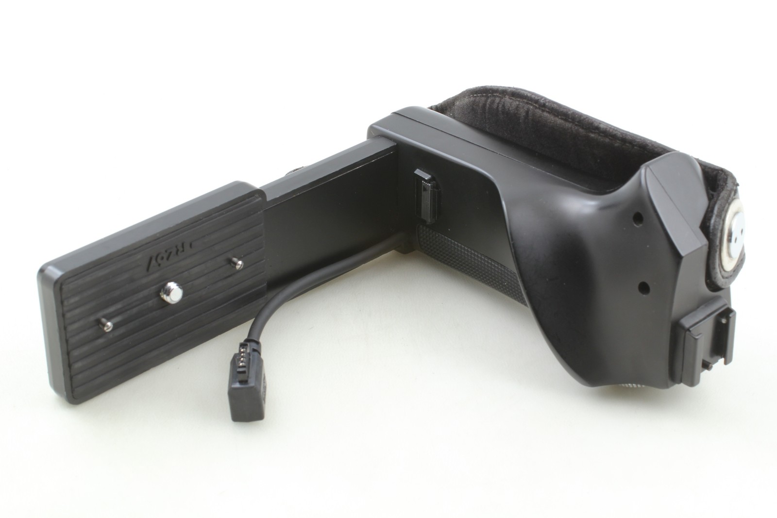 [N MINT] Mamiya Left Hand Grip Electronic Release For RZ67 Pro II IID From JAPAN