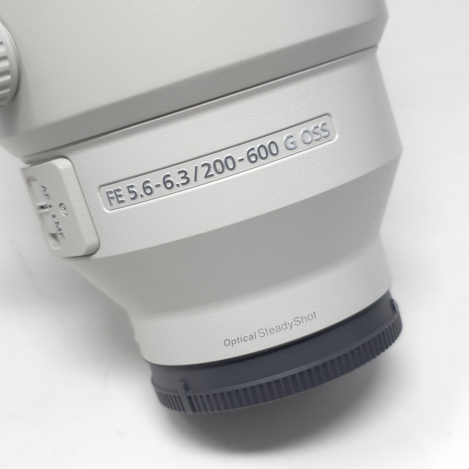 Sony FE 200-600mm f/5.6-6.3 G OSS Telephoto Zoom Lens