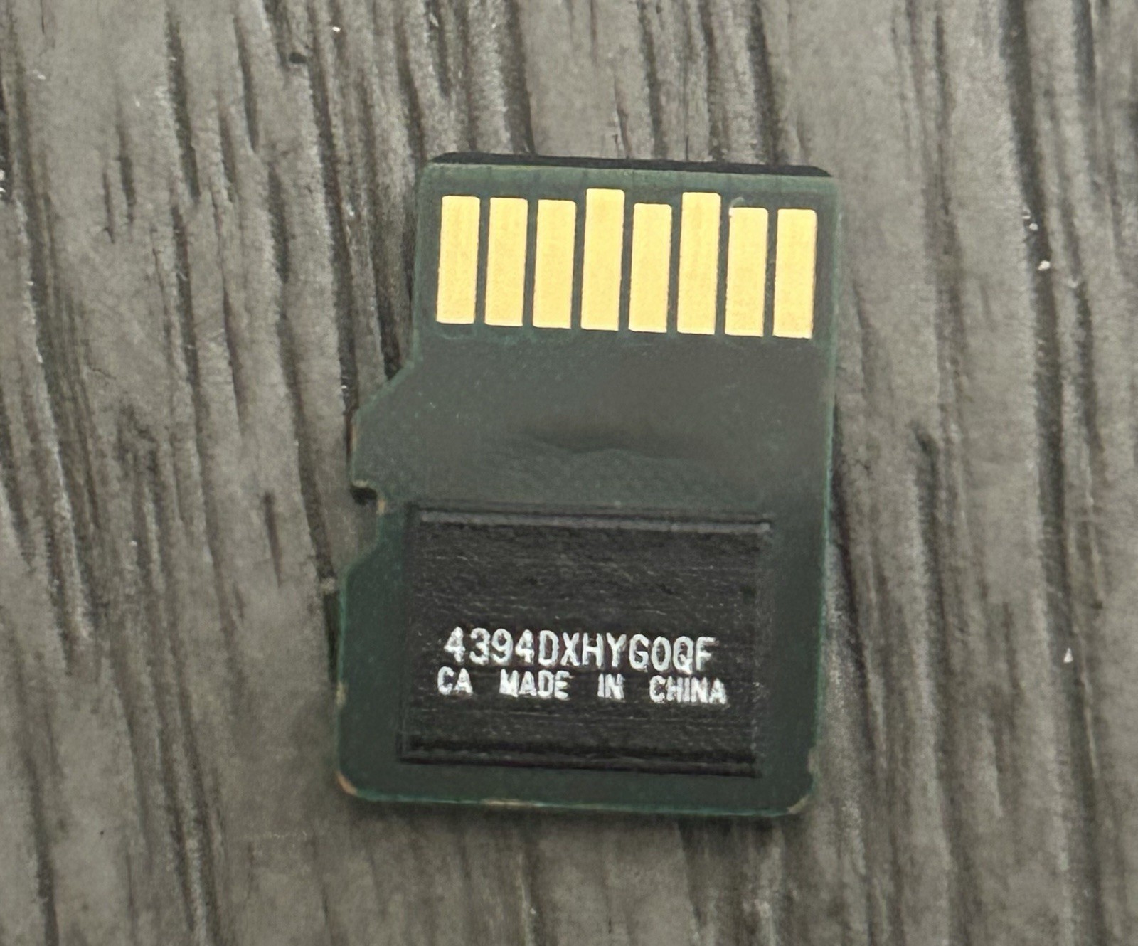 SanDisk Extreme PLUS 1TB microSDXC A2 V30 High Speed Card w/ SD Adapter