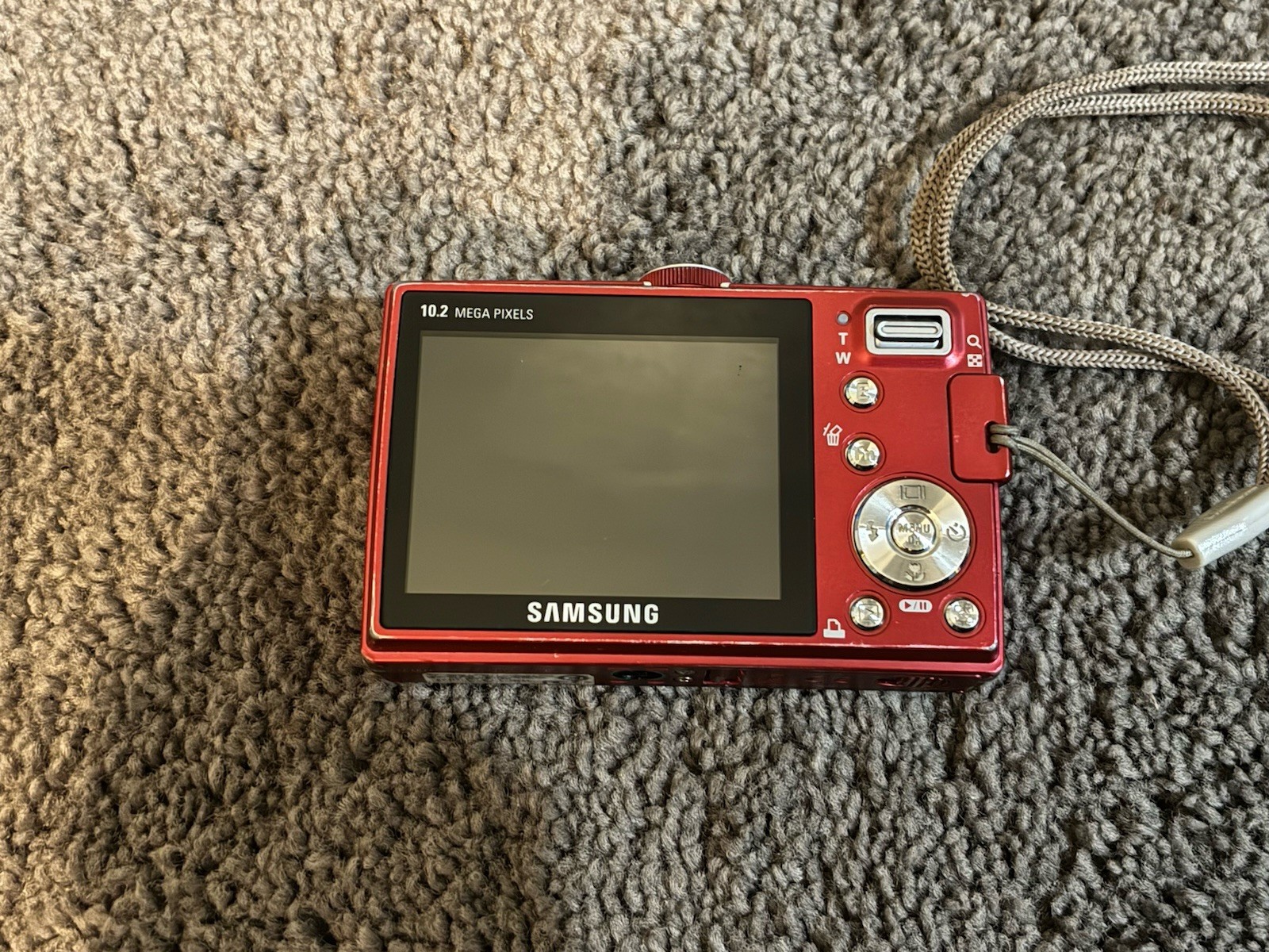 Samsung L200 L Series Compact Digital Camera Red 10.2 MP 3x Optical Zoom Audio