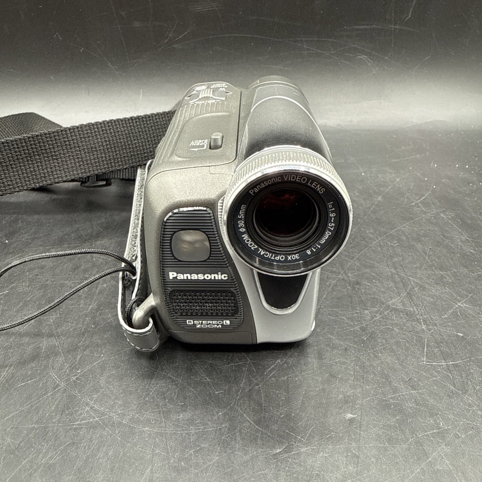 Panasonic PV-GS35 MiniDV Handheld Camcorder Digital Camera Gray With Battery