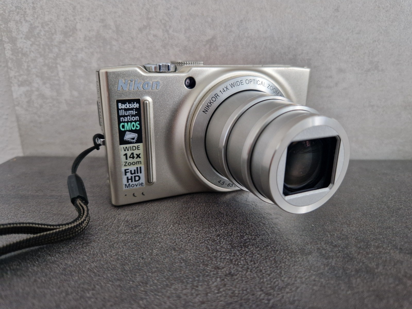Nikon Coolpix S8200 16.1MP Compact Digital Camera Working