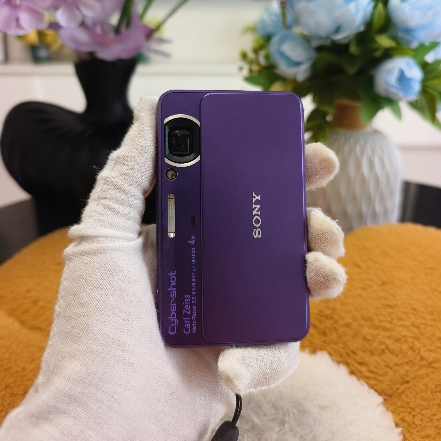 SONY Cyber-Shot DSC-T99 Digital Camera 14.1 MP 4x Optical Zoom Touch Screen
