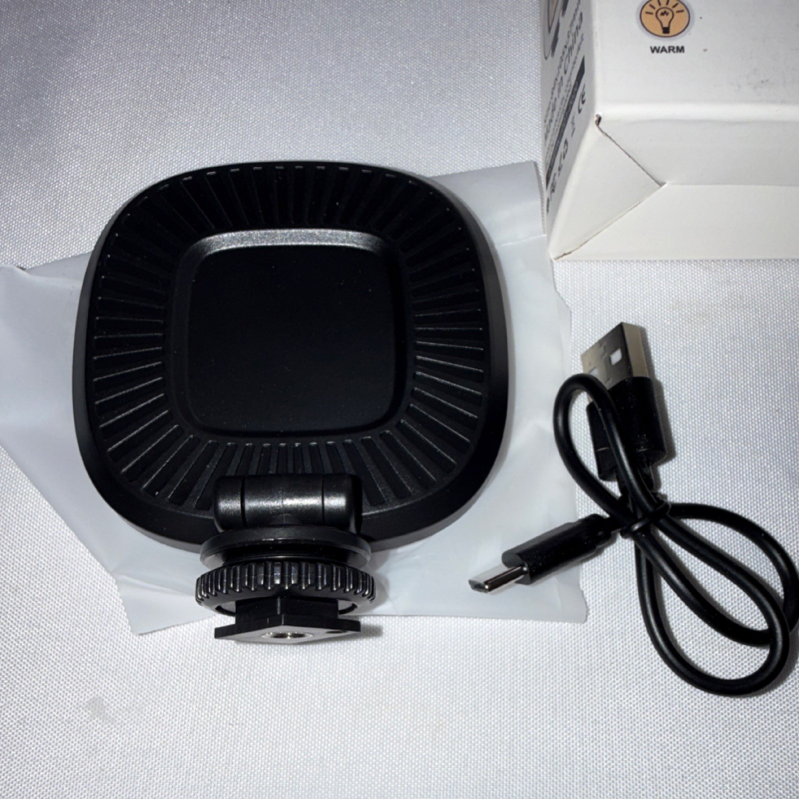 H-LAMP 360° Beauty Fill Light LED On-Camera Hot/Cold Shoe Video Light