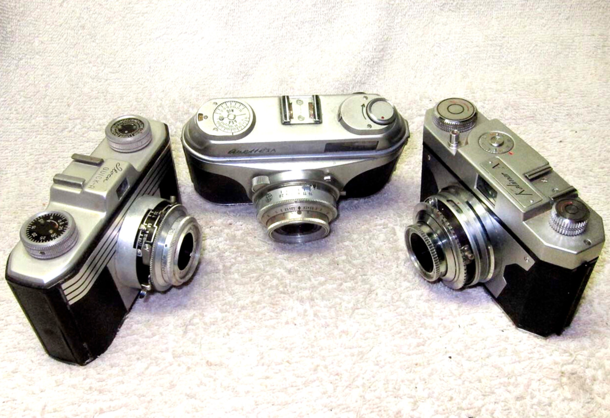 THREE (3) Vintage Antique 1950’s 35mm Cameras.Arette IA, Iloca Quick-A,Kalimar A