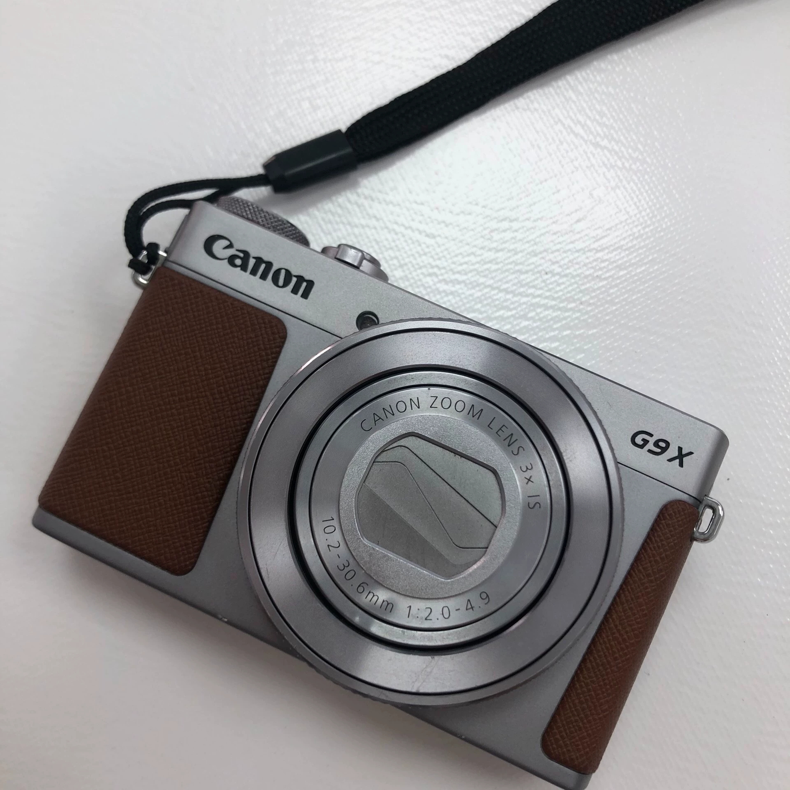 Canon PowerShot G9 X Digital Camera 20.2 MP w/3X Optical Zoom – SILVER