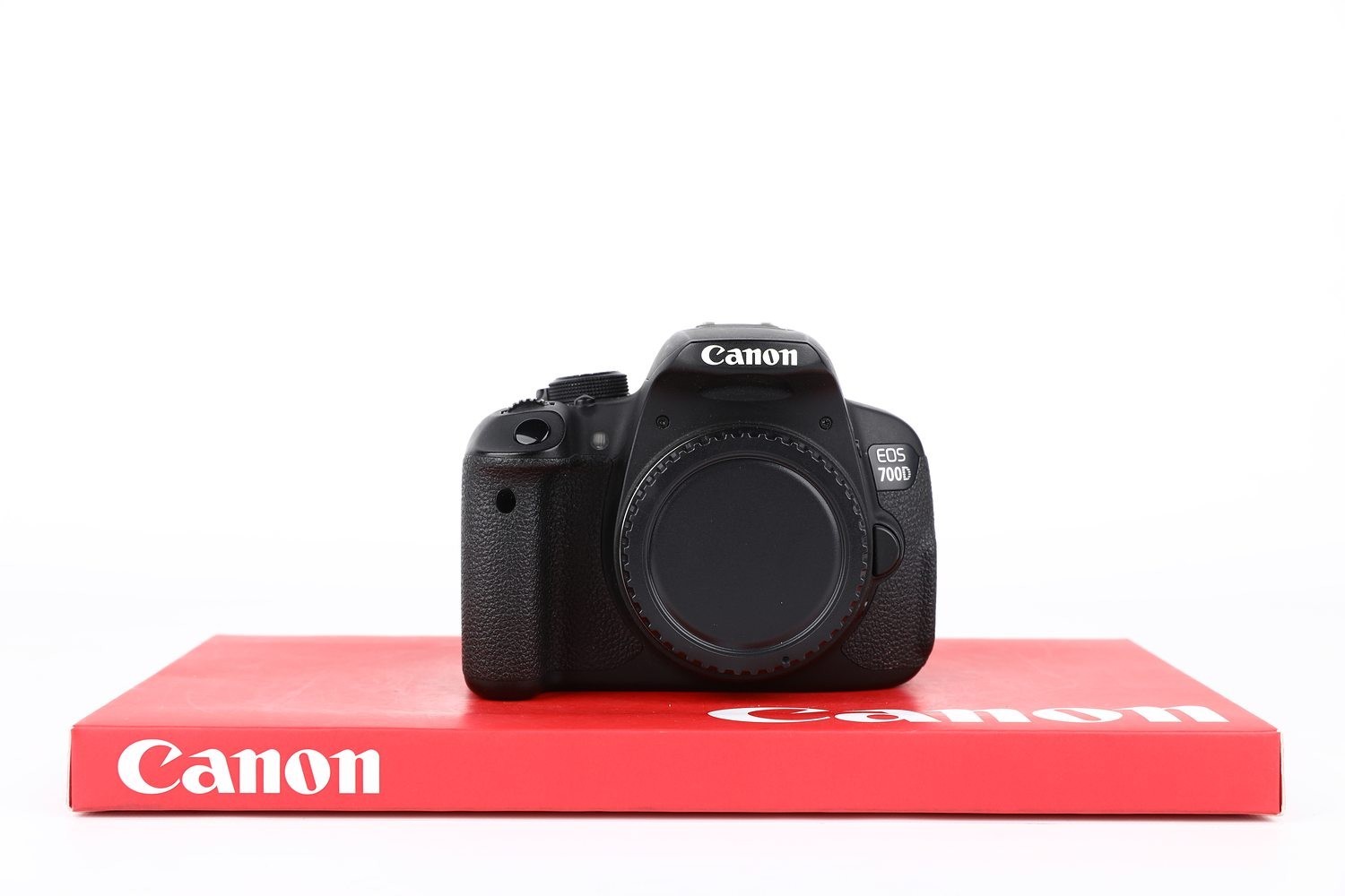 Canon 700D + 2 YEARS WARRANTY