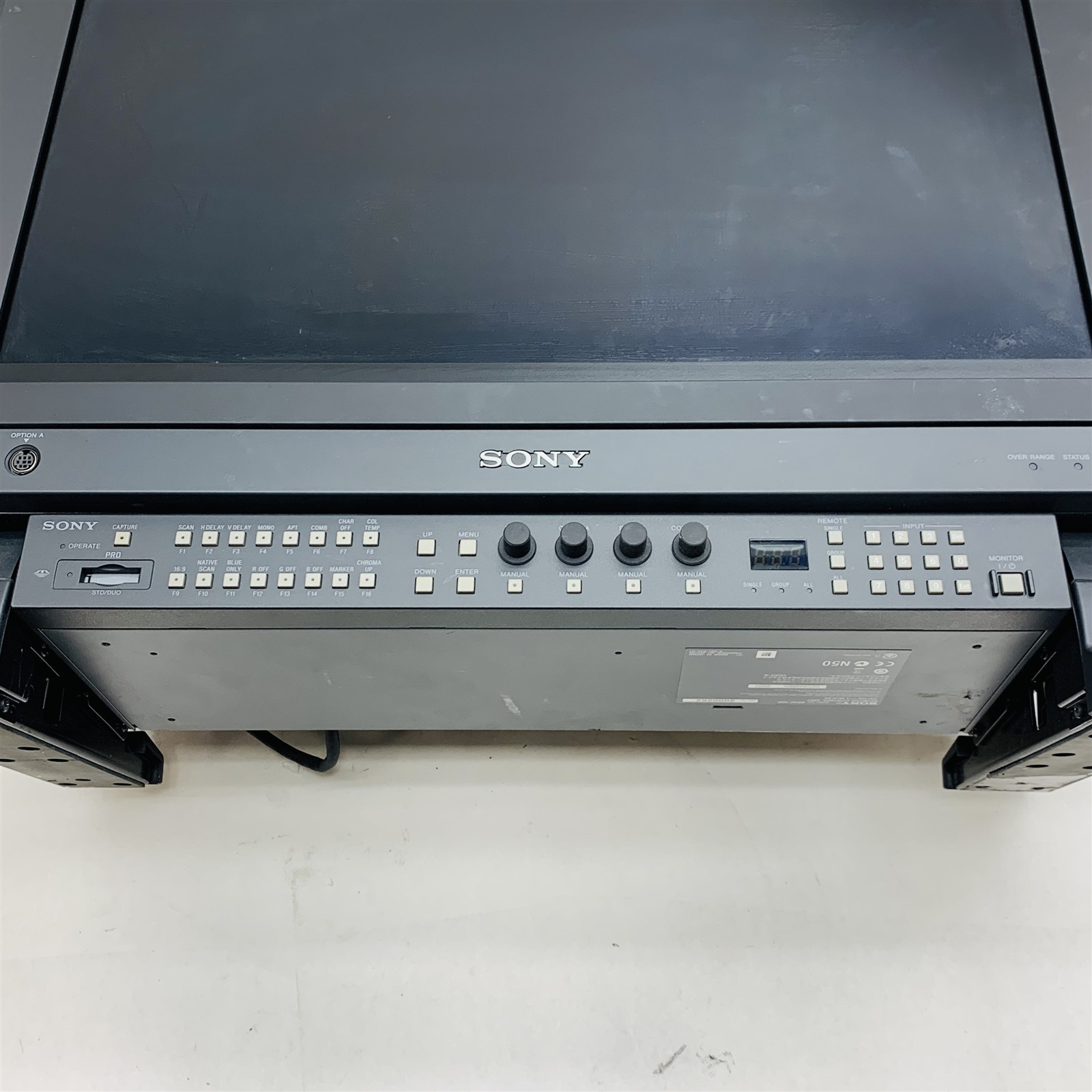 Sony Trimaster BVM-L230 23″ Monitor LCD with BKM-16R Control 2*BKM-243HS Adapter