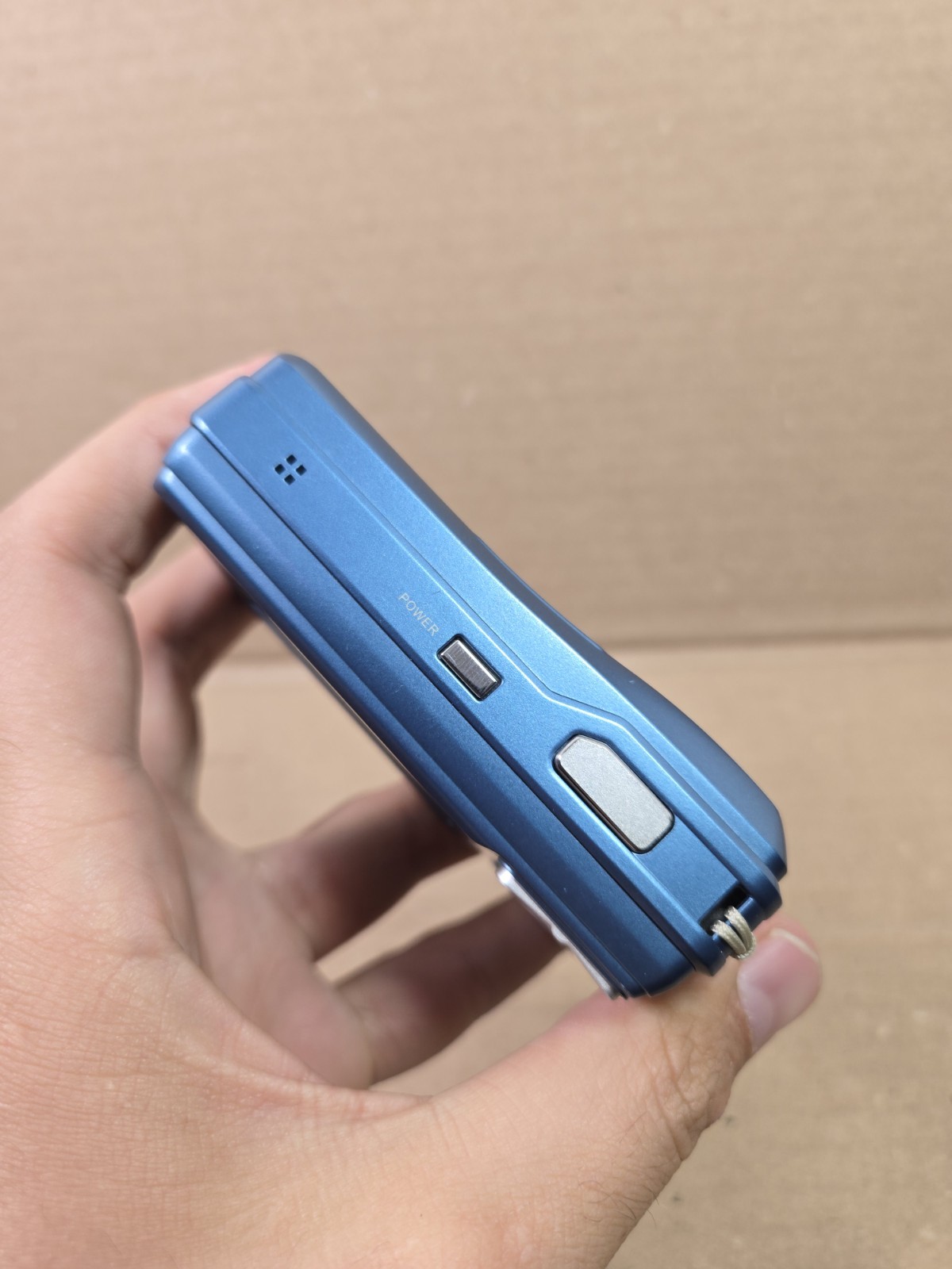 Insignia NS-DSC7B09 Blue 7.0MP Digital Camera w/8GB SD Card Used Tested Read