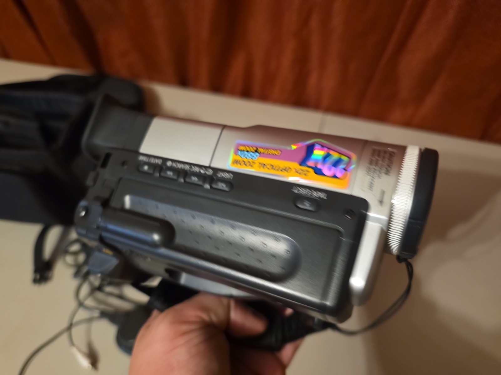 Samsung SCL860 Hi8 Standard Definition Silver Camcorder Tested Needs Battery
