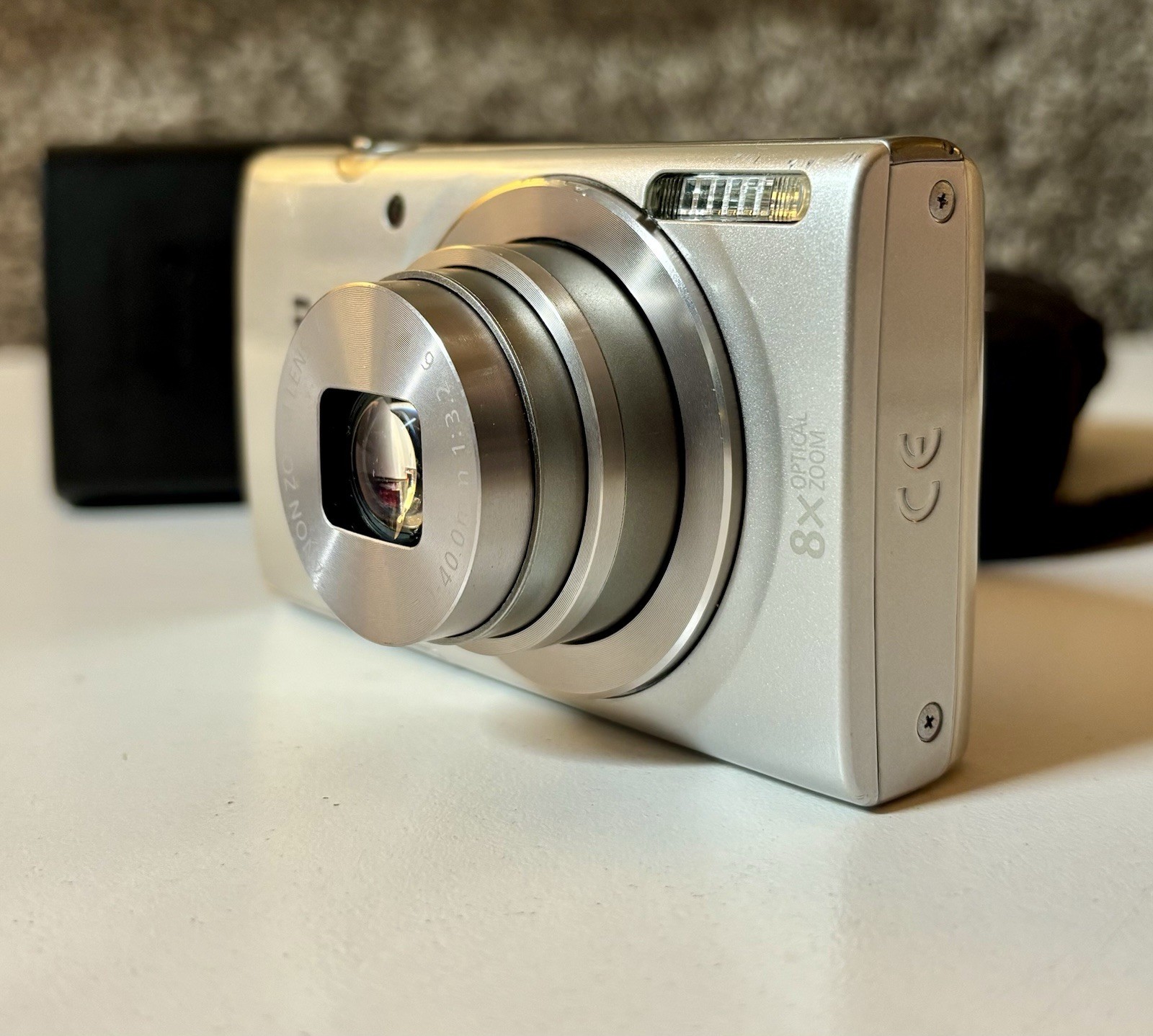 🚀 CANON POWERSHOT ELPH 180 / 20MP / 64GB SD Card / 8x ZOOM / GREAT BATTERY