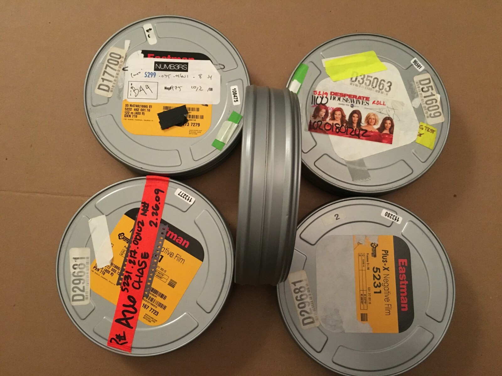 4 Kodak Lot Gold /Silver Alias, Numbers 7.1″ x 1 3/4″Metal 35MM Film Cans