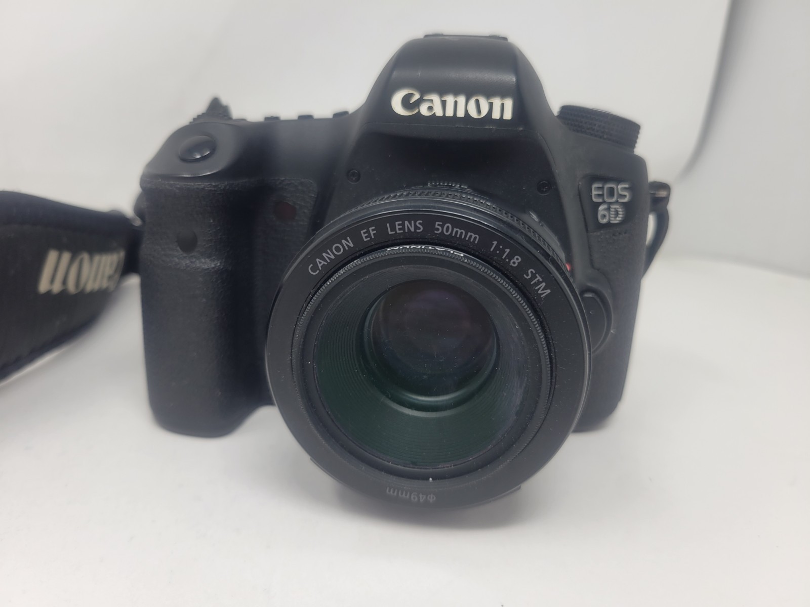 Canon EOS 6D With 50mm Lens, Batteries & Charger