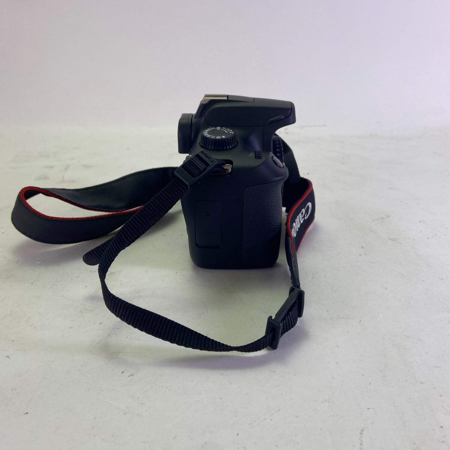 Canon EOS 4000D 18.0MP Digital SLR DSLR Camera 50,000 Shutter Count