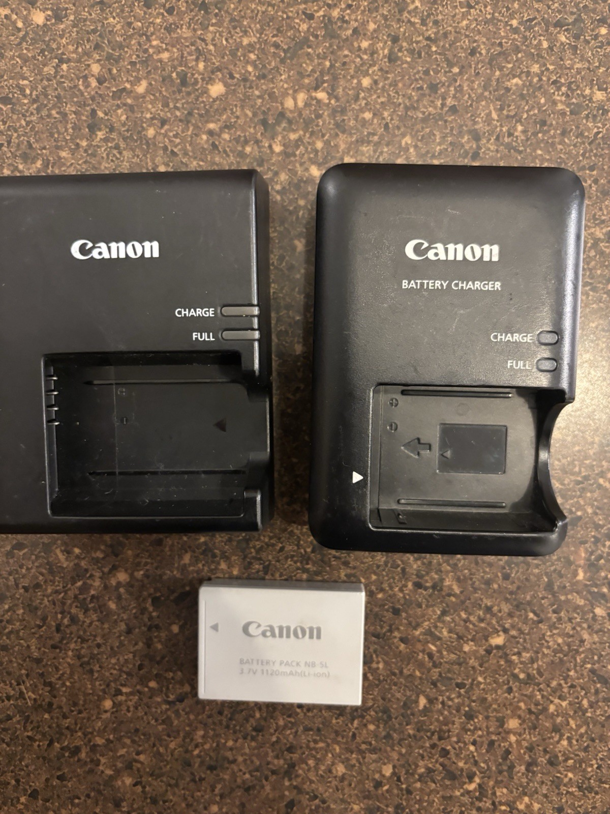 Canon LC-E10 and CB-2LC Chargers And Battery N118