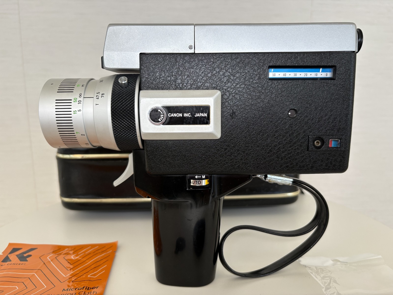 Canon Auto Zoom 518 Super 8 Camera TESTED SERVICED Accurate Meter, Fully Working