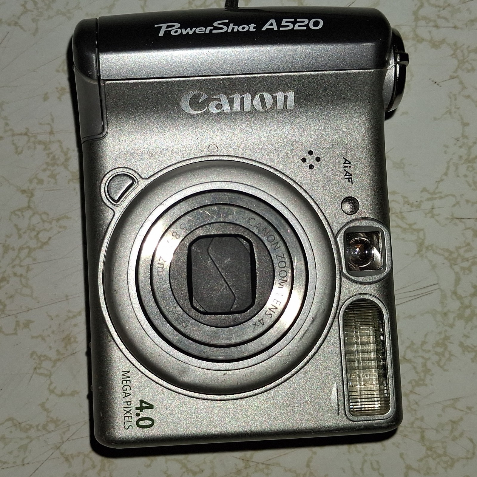Canon PowerShot A520 Silver Compact Camera 4MP 4x Zoom 1.8in USB AA Date