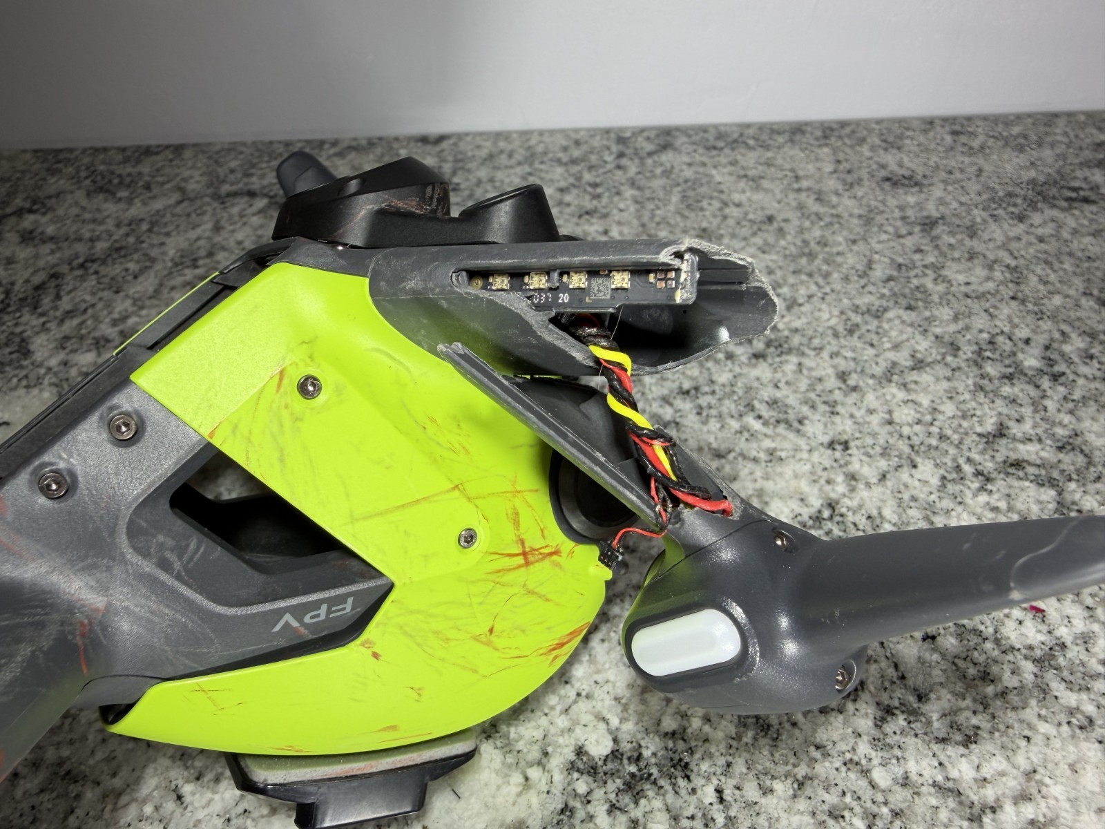 DJI FPV Drone only – Crashed – Parts only