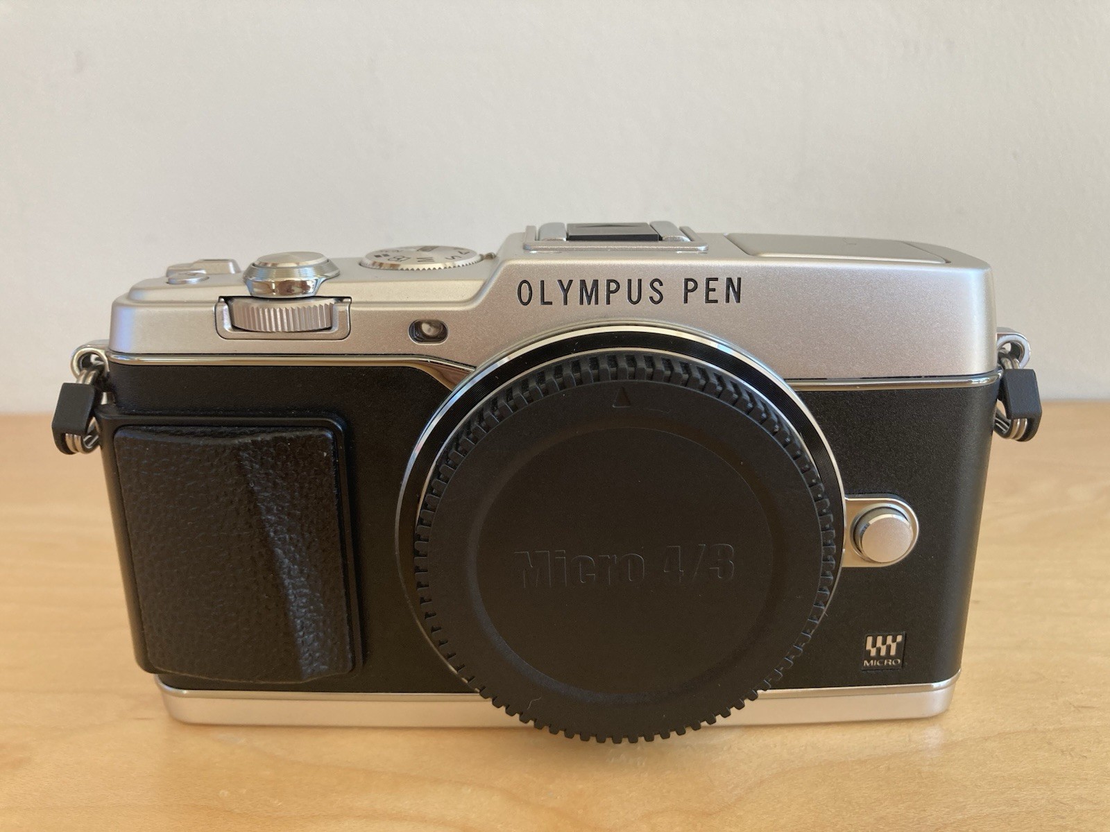 Olympus PEN E-P5 + VF-4 Viewfinder & M.Zuiko 25mm f/1.8 Lens
