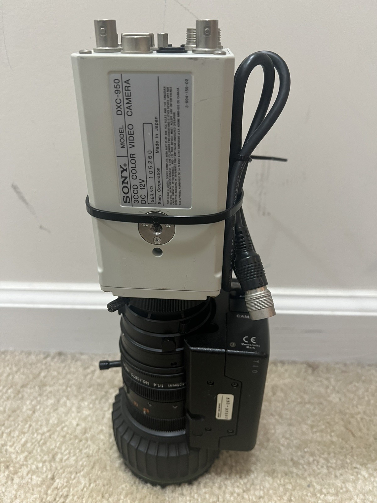 Sony Power HAD DXC-950 3CCD Color Video Camera w/ YH18x6.7 KTS SX14 IF 18X Lens