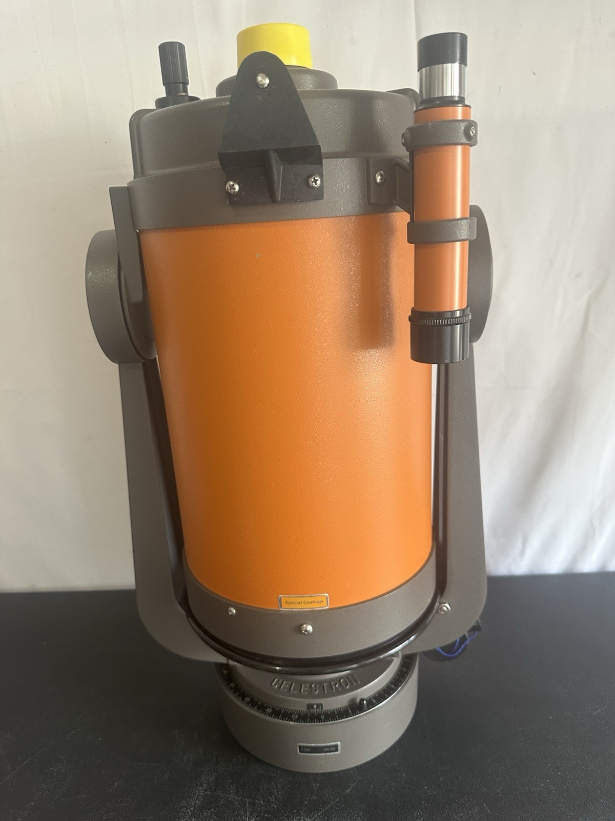 Vintage Celestron C8 Orange Tube Telescope Schmidt-Cassegrain w/ Drive & Case
