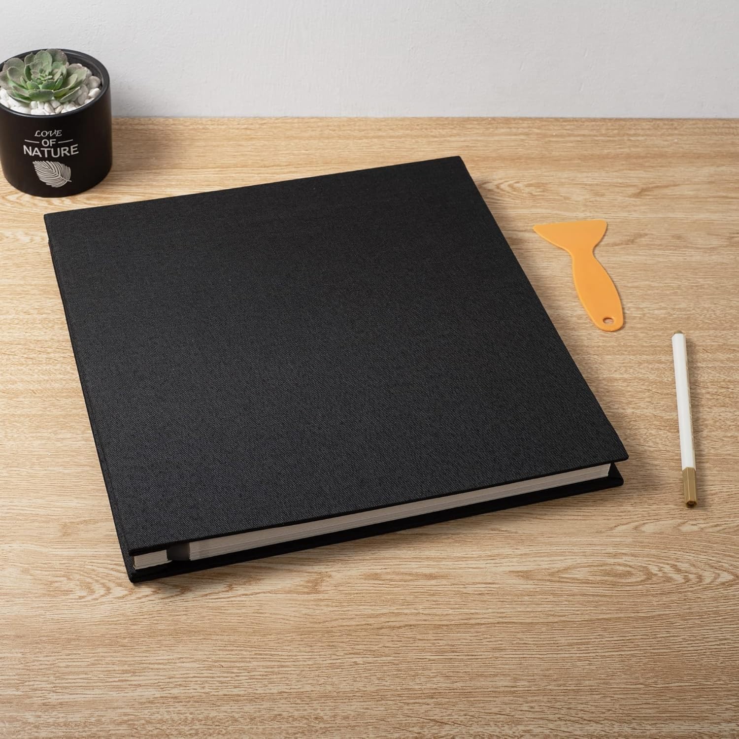 Large Photo Album Self Adhesive Scrapbook Album for 11″x10.6″ 40Pages Black
