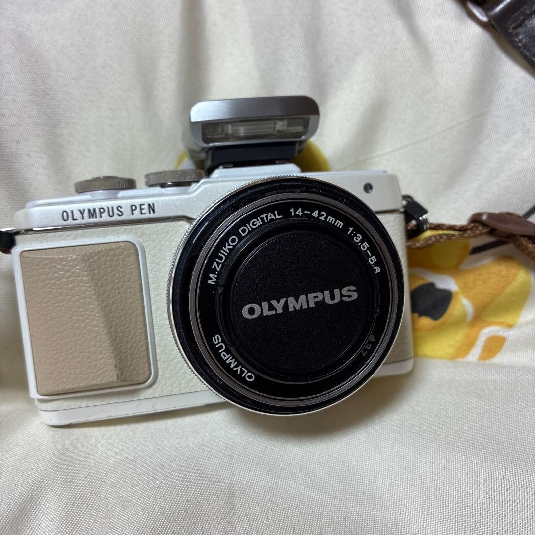 Olympus PEN Lite E-PL7 14-42mm Lens Mirrorless Camera White Very Good JP