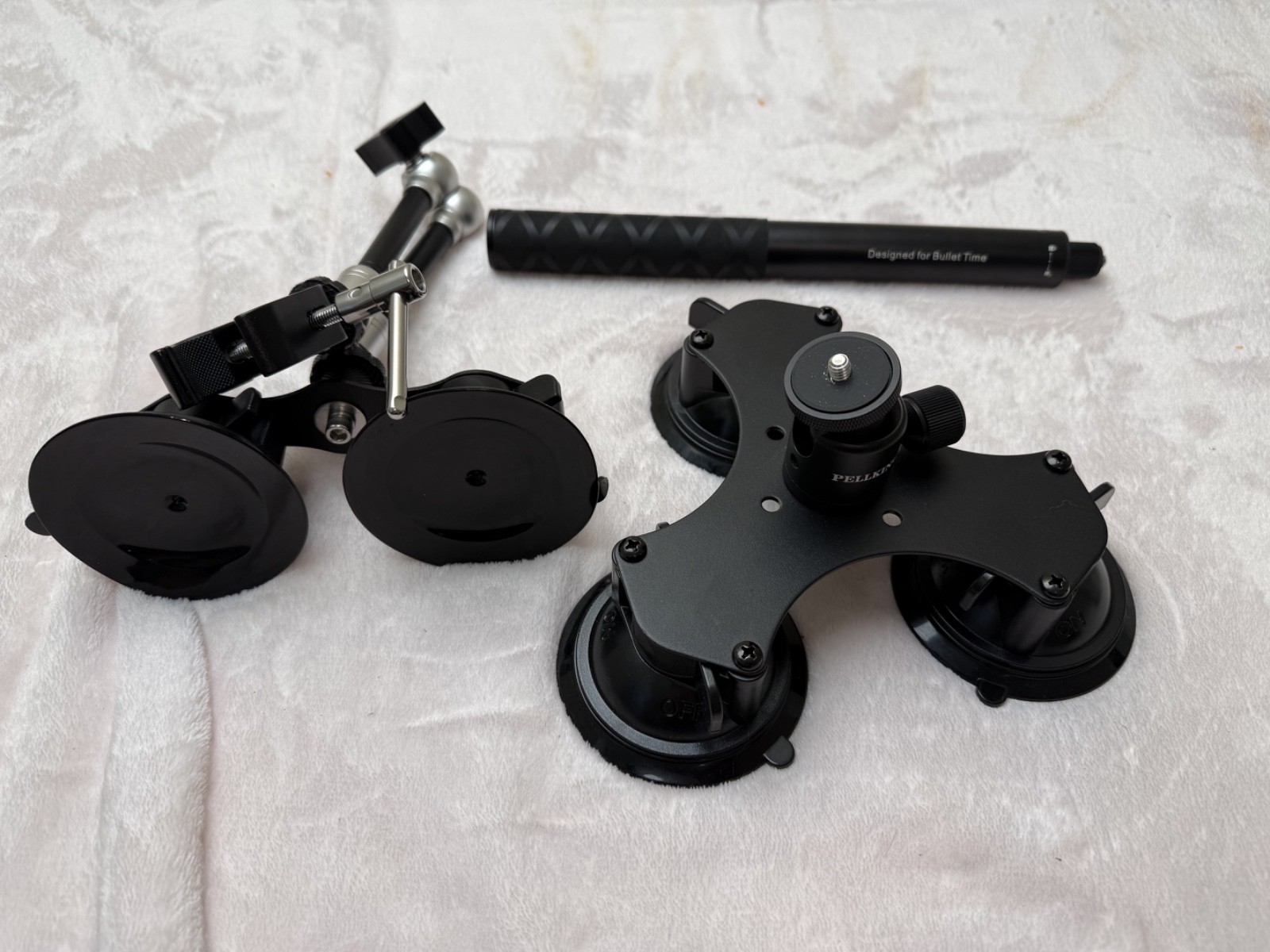 PellKing Suction Car Mount for Insta360 x4, x3, x2, x,One RS,R Black