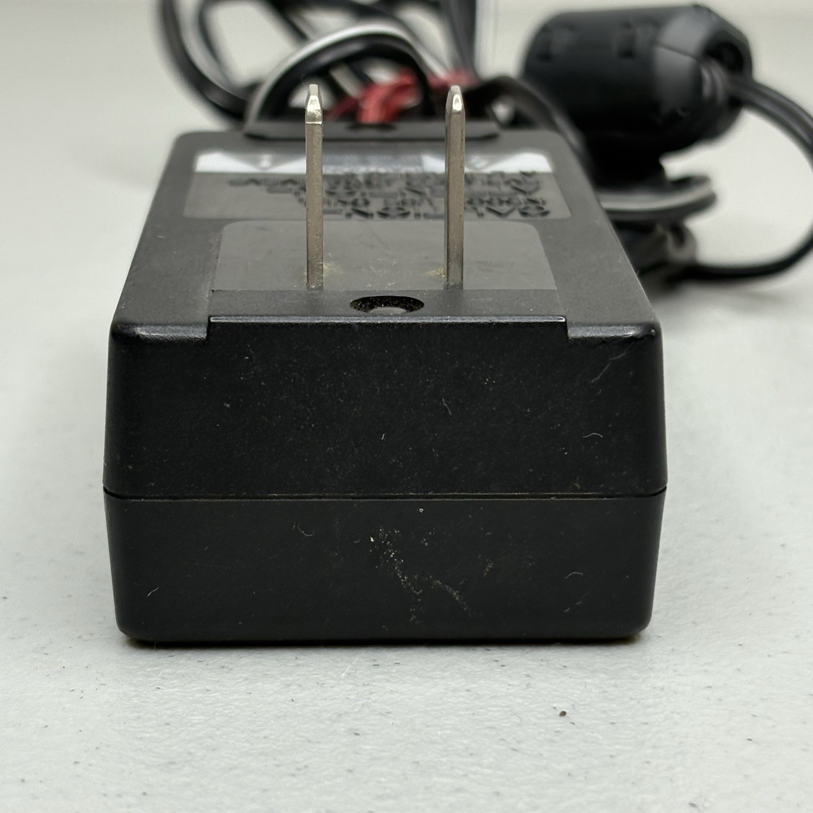 Apple AC Power Adapter M4138 (AC-DS7) for QuickTake 200 Digital Camera OEM
