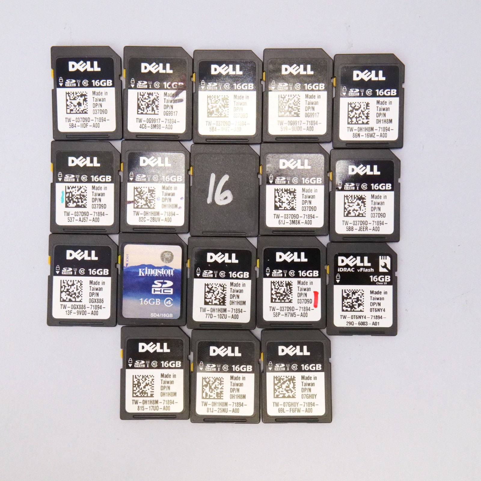 Lot of 18 16GB SD SDHC UHS-I Class 4&10 SD Memory Cards Dell & Kingston Used