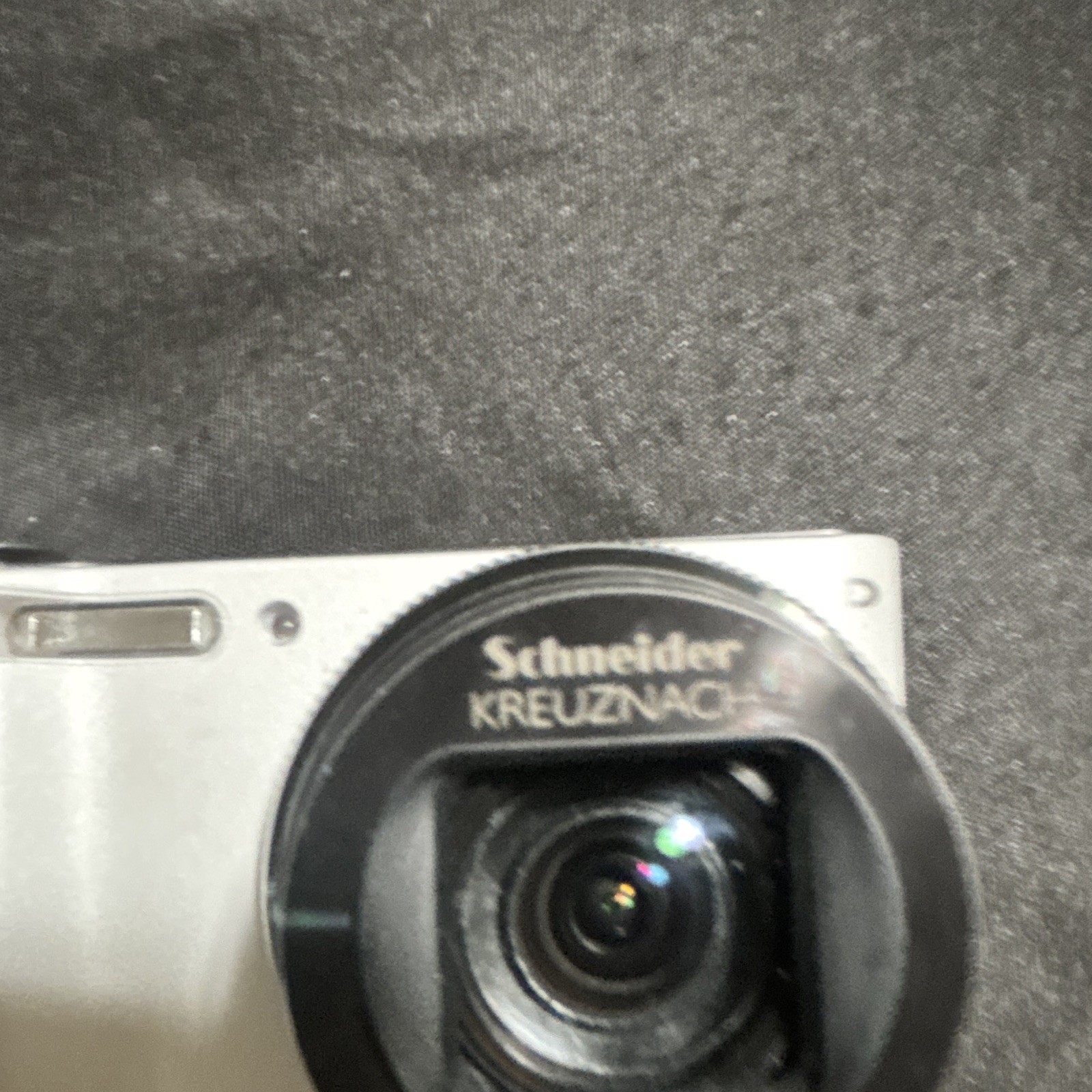 Samsung WB150F Compact Digital Camera 14.2MP 18x Zoom Wi-Fi Flash White (read)