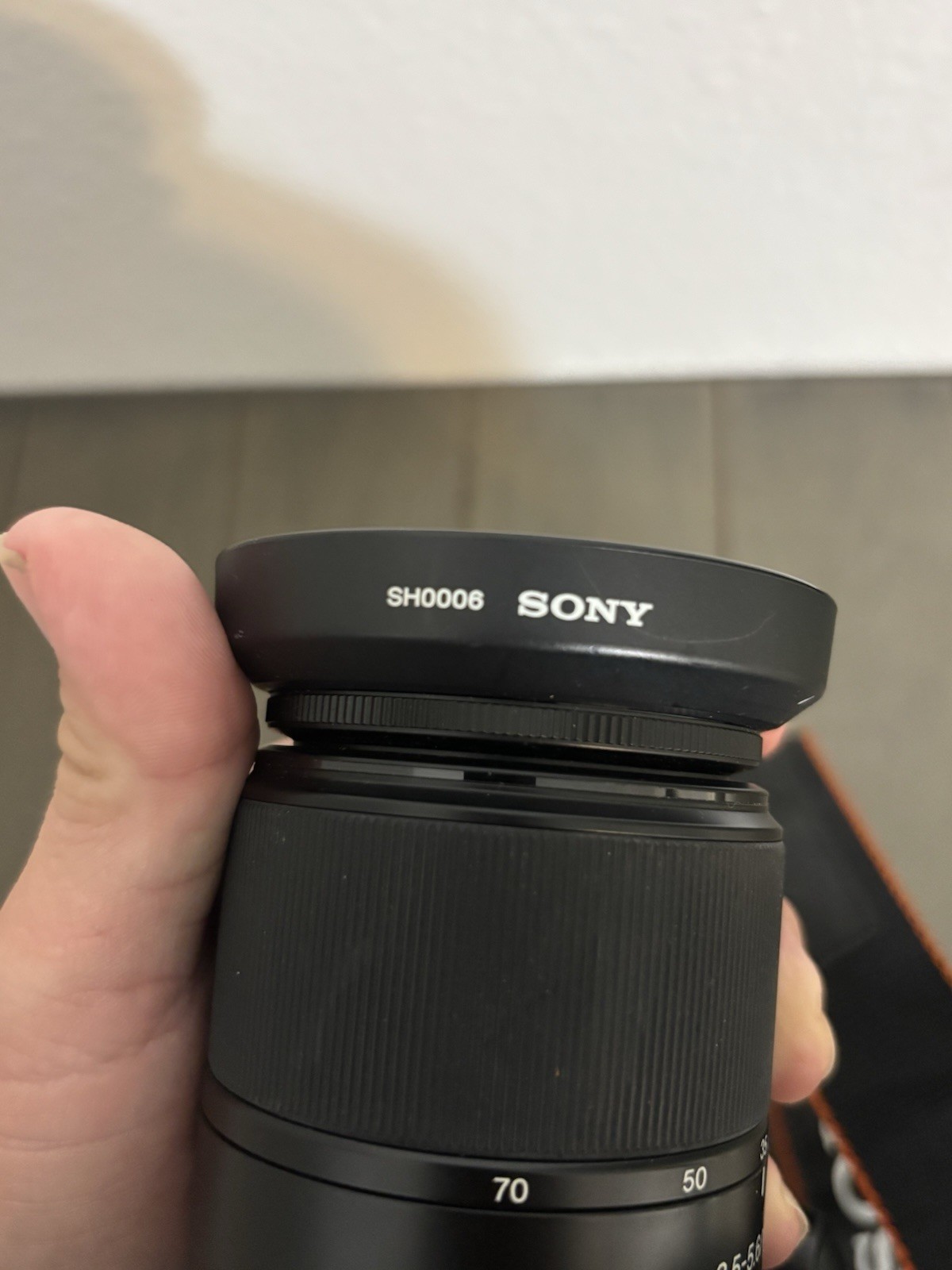 Sony Alpha DSLR-A200 Digital SLR 10.2MP 3x 2.7in LCD w/ 18-70mm Lens