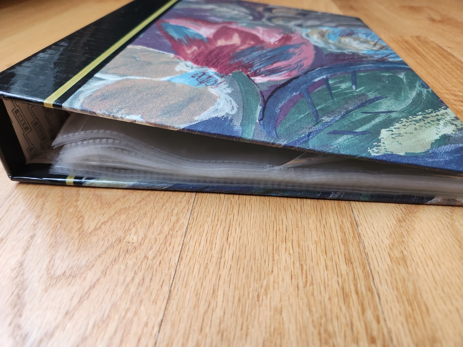 Belt Stationary Photo Album Ring Binder Vintage Flower Design Holds 4″x6″ Photos