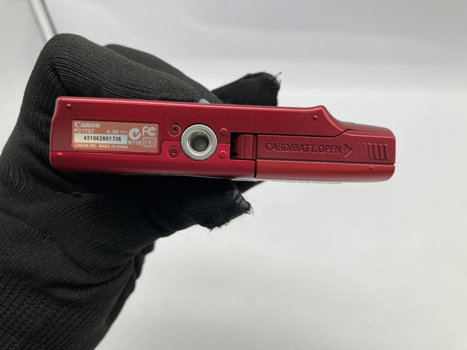 N MINT Canon PowerShot A3400 IS 16.0MP Digital Camera red 2007