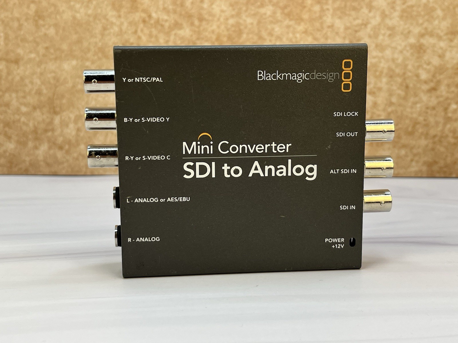 Blackmagic Design Mini Converter SDI to Analog Video Converter BNC Used