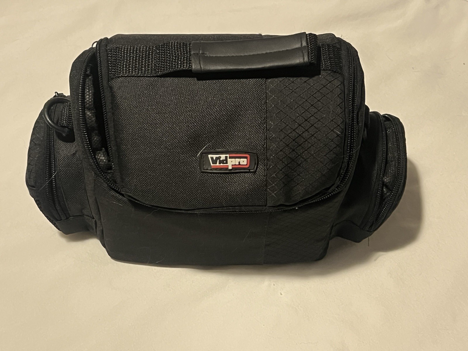 Camera Bag – Vidpro Carry/Shoulder Black Nylon Padded Accessory Compartments