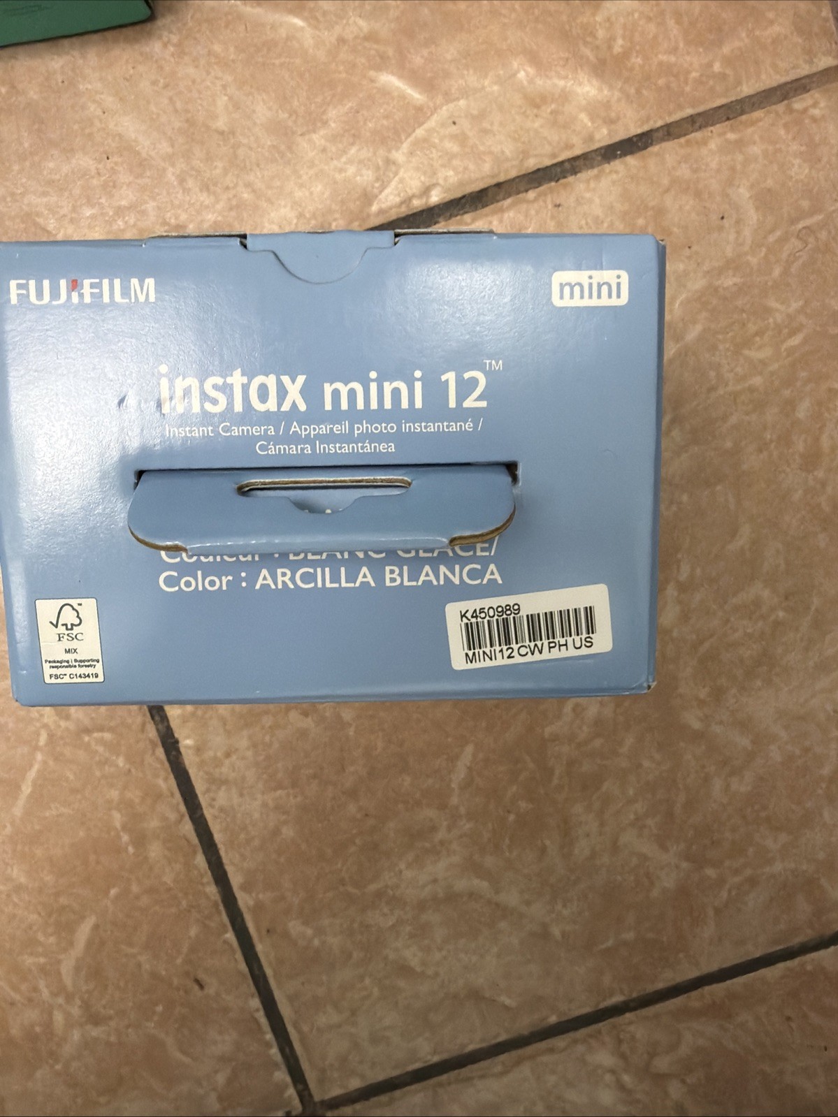 Fujifilm Instax Mini 12 Instant Camera – Clay White (16806274)