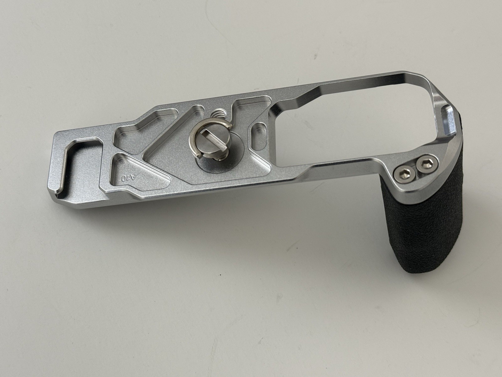 SmallRig Z fc Handgrip L-Shape Grip for Nikon Z fc Camera w/ Retro-Style Handle