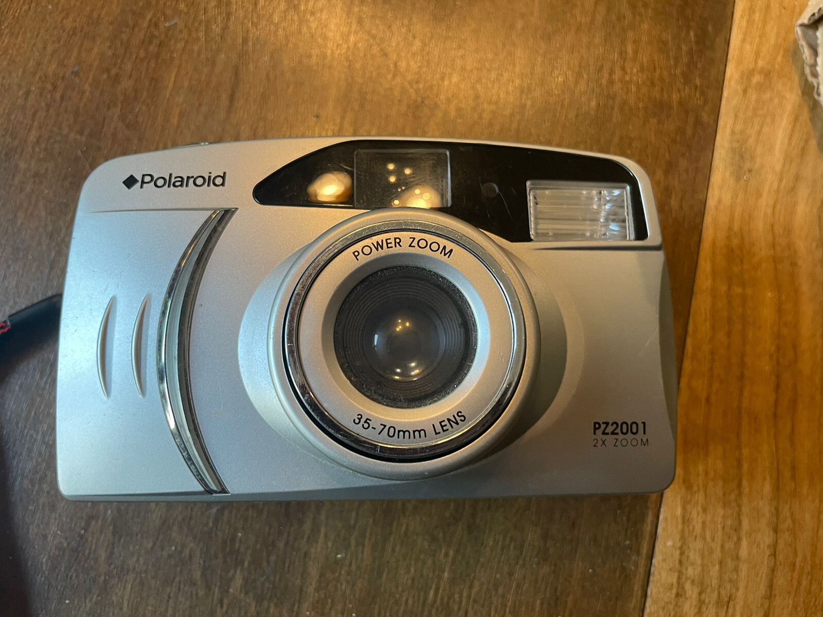 Polaroid PZ2001 Power Zoom 35-70mm Lens Point & Shoot Film Camera Blue
