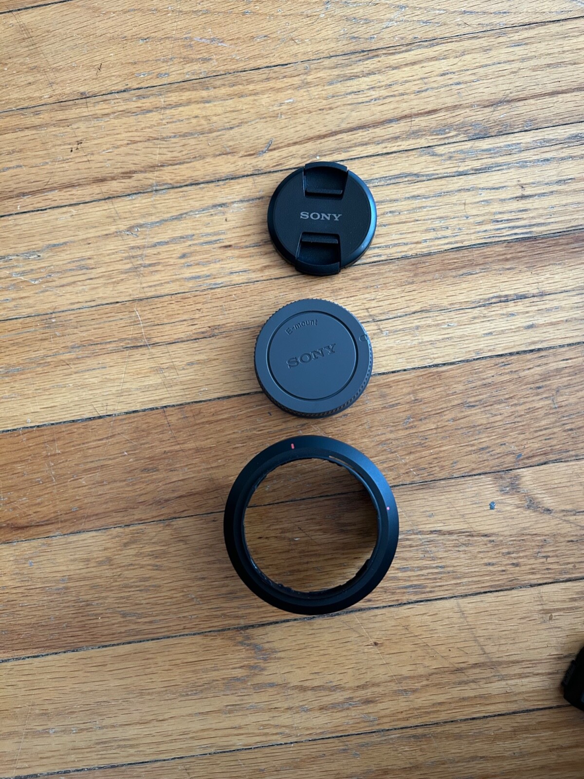 Sony Alpha α7 II Mirrorless Camera with 28-70mm Zoom Lens + ACCESSORIES