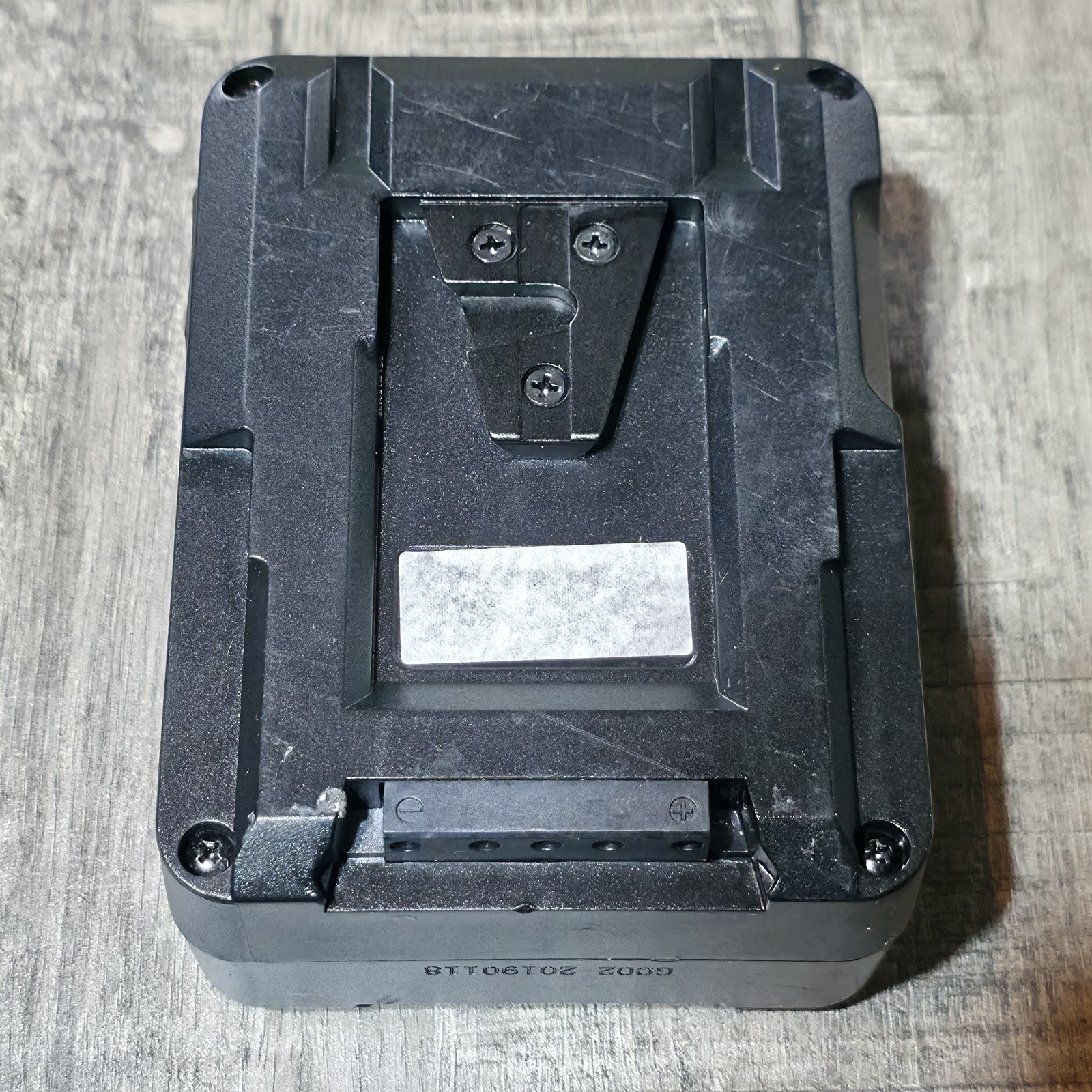IndiPRO 14.8V 6800mAh Tools Micro-Series 98Wh Li Ion VMount Replacement Battery