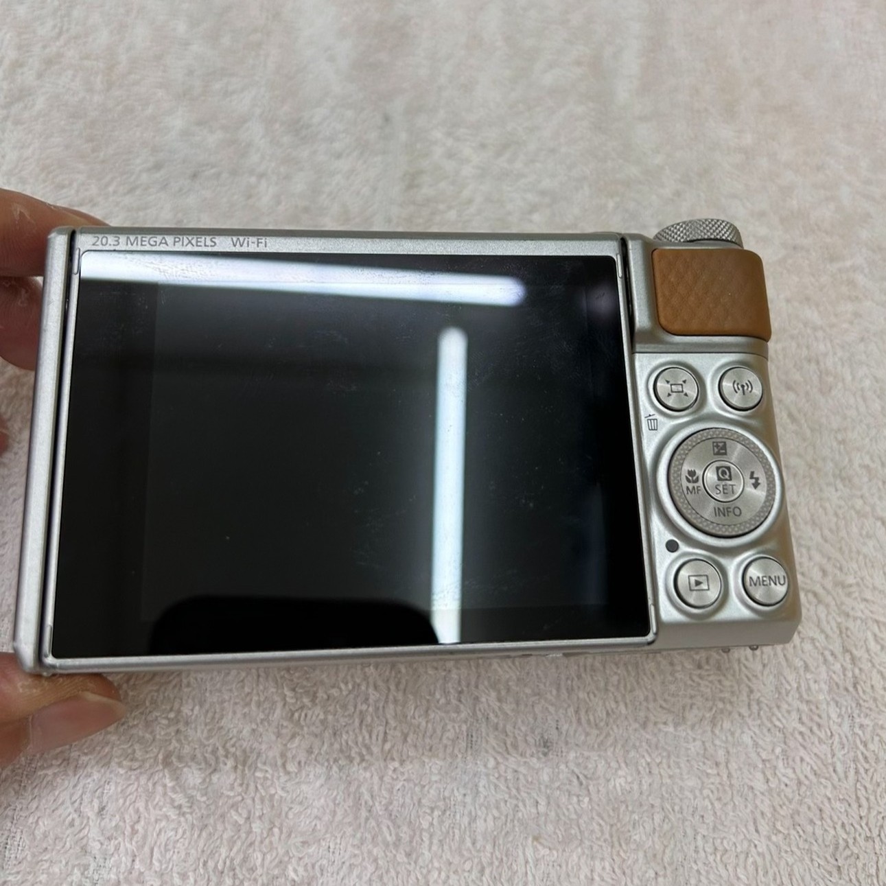 Canon PowerShot SX740 HS Digital Camera 20.3MP 40x Optical Zoom 99% new Silver