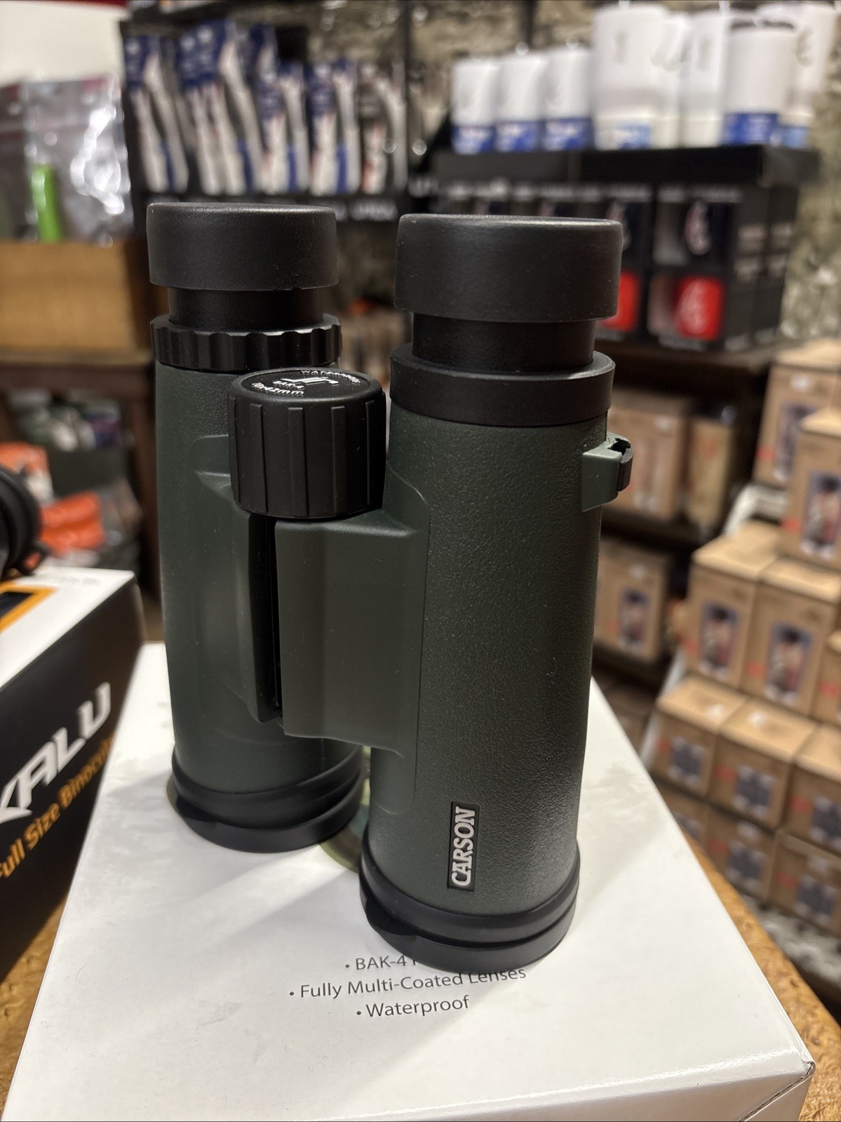 Carson JR Series 10x42mm Roof Prism Binocular, Matte, Green, jr-042