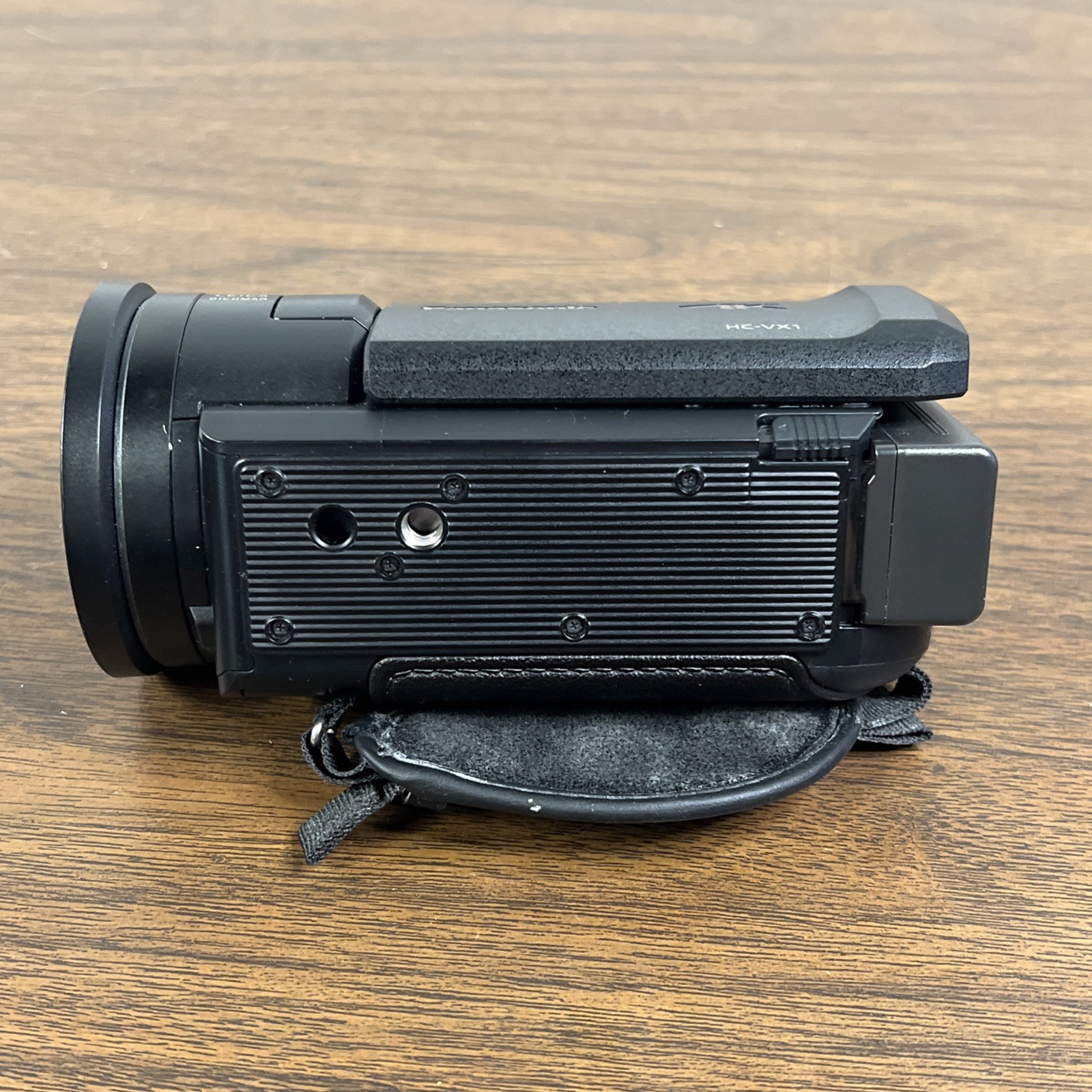BROKEN Panasonic HC-VX1 4K 25mm 24x Optical Zoom Camcorder ⚠️ FOR PARTS/REPAIR